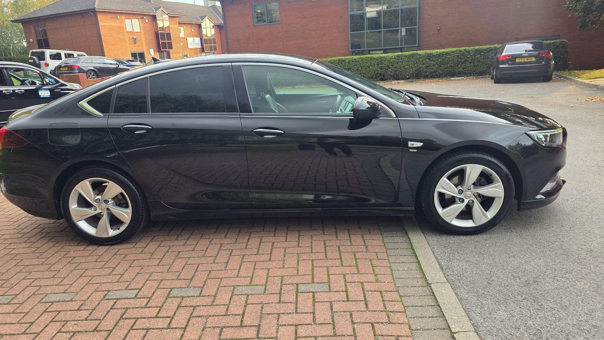 Vauxhall Insignia - Image 6