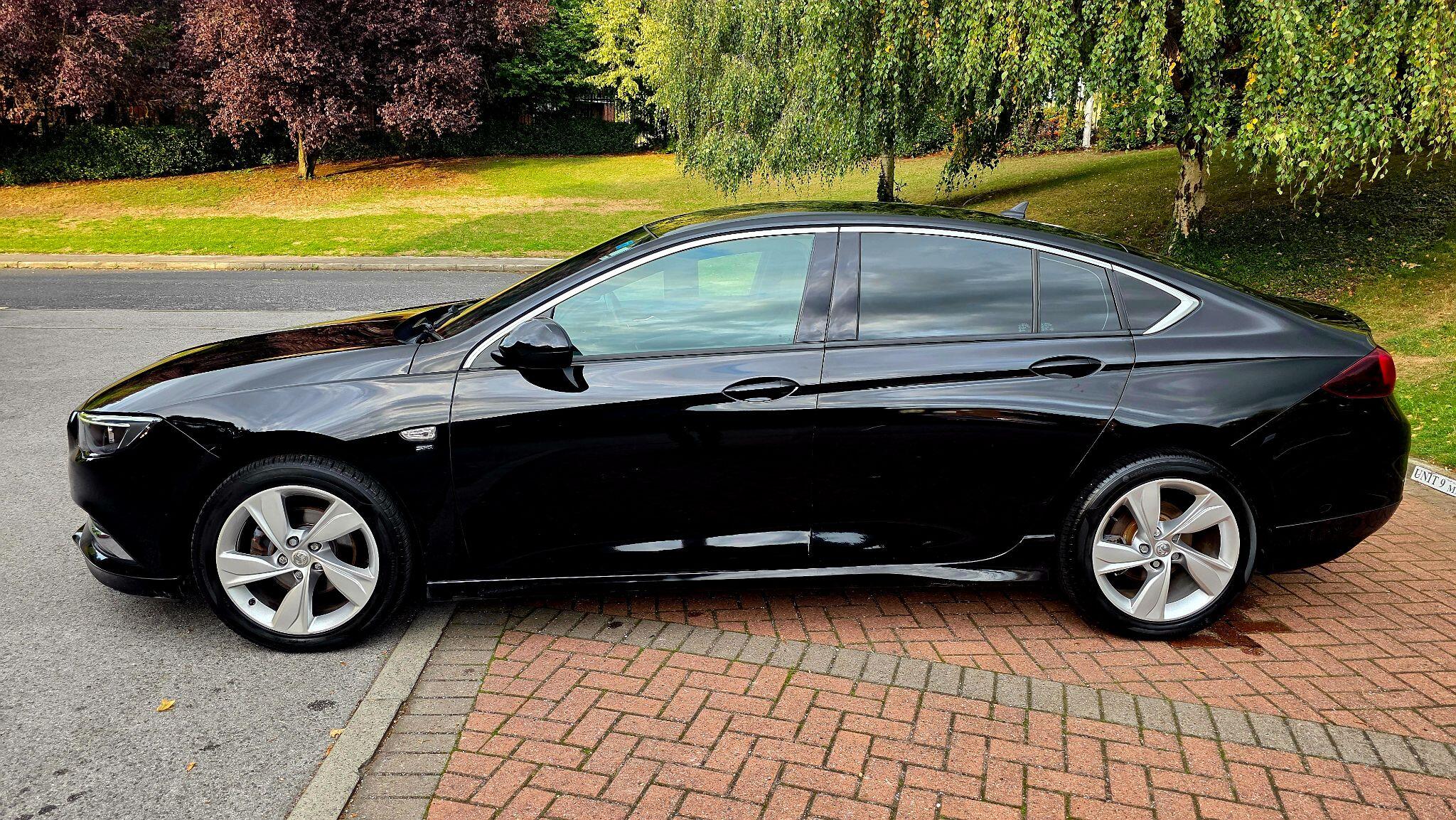 Vauxhall Insignia - Image 13