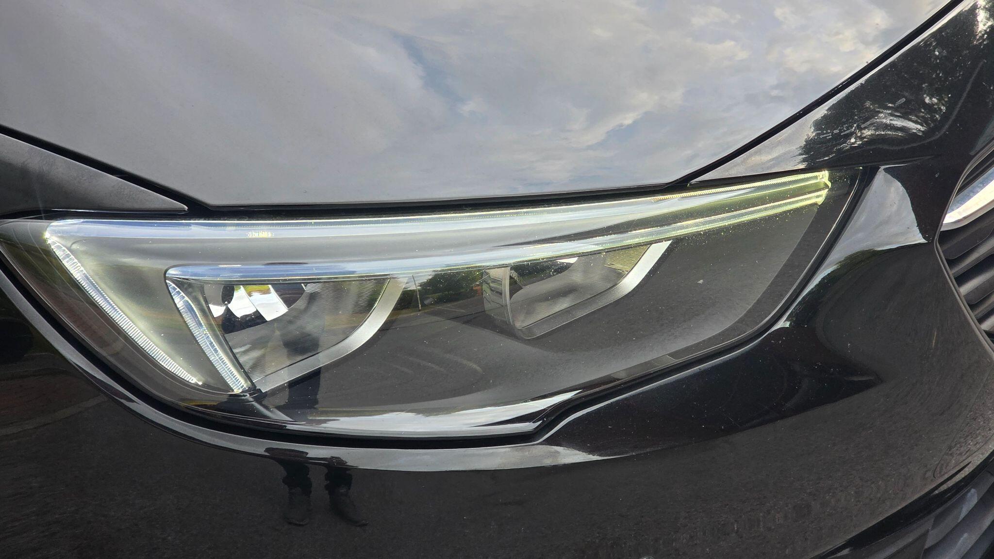 Vauxhall Insignia - Image 19