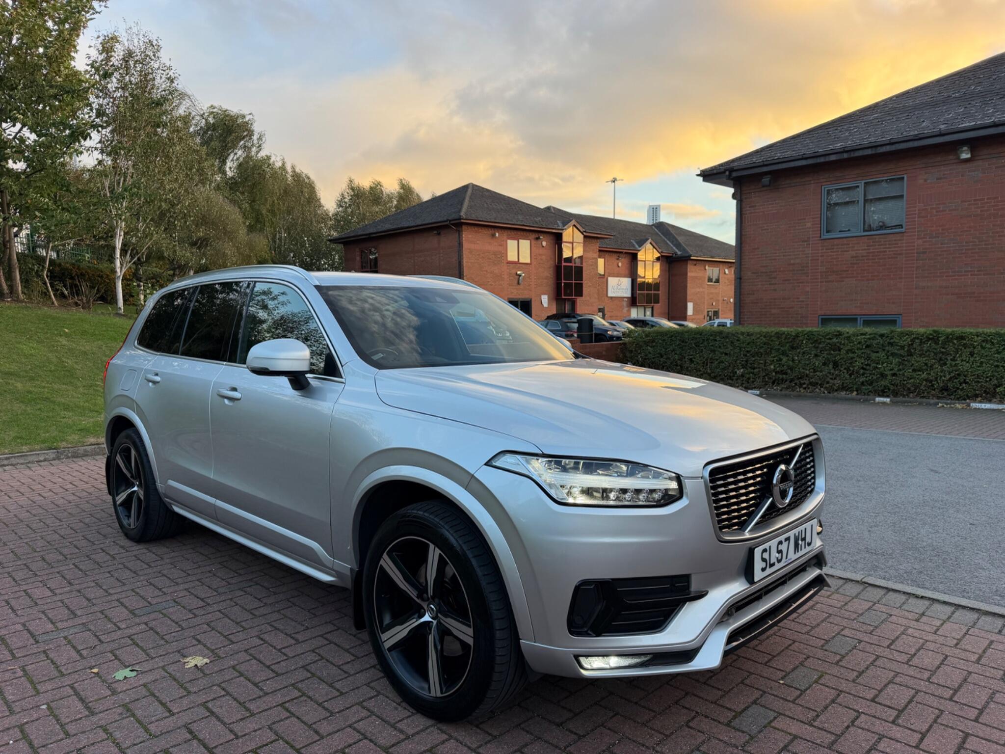 Volvo XC90 - Image 2