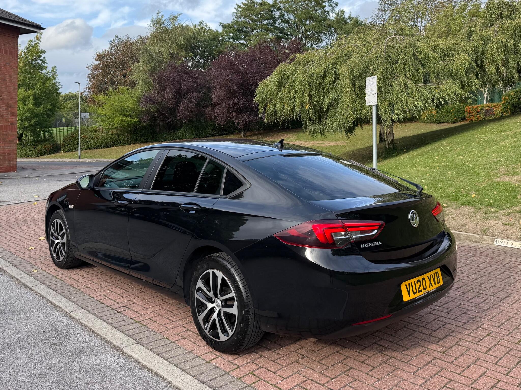 Vauxhall Insignia - Image 4