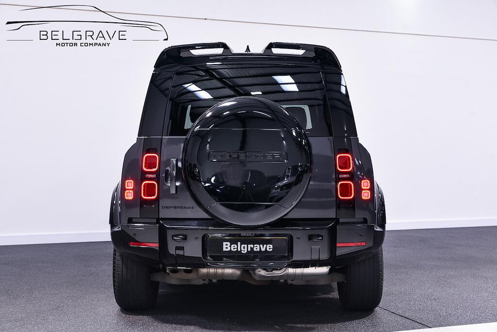 Land Rover Defender 110 - Image 8