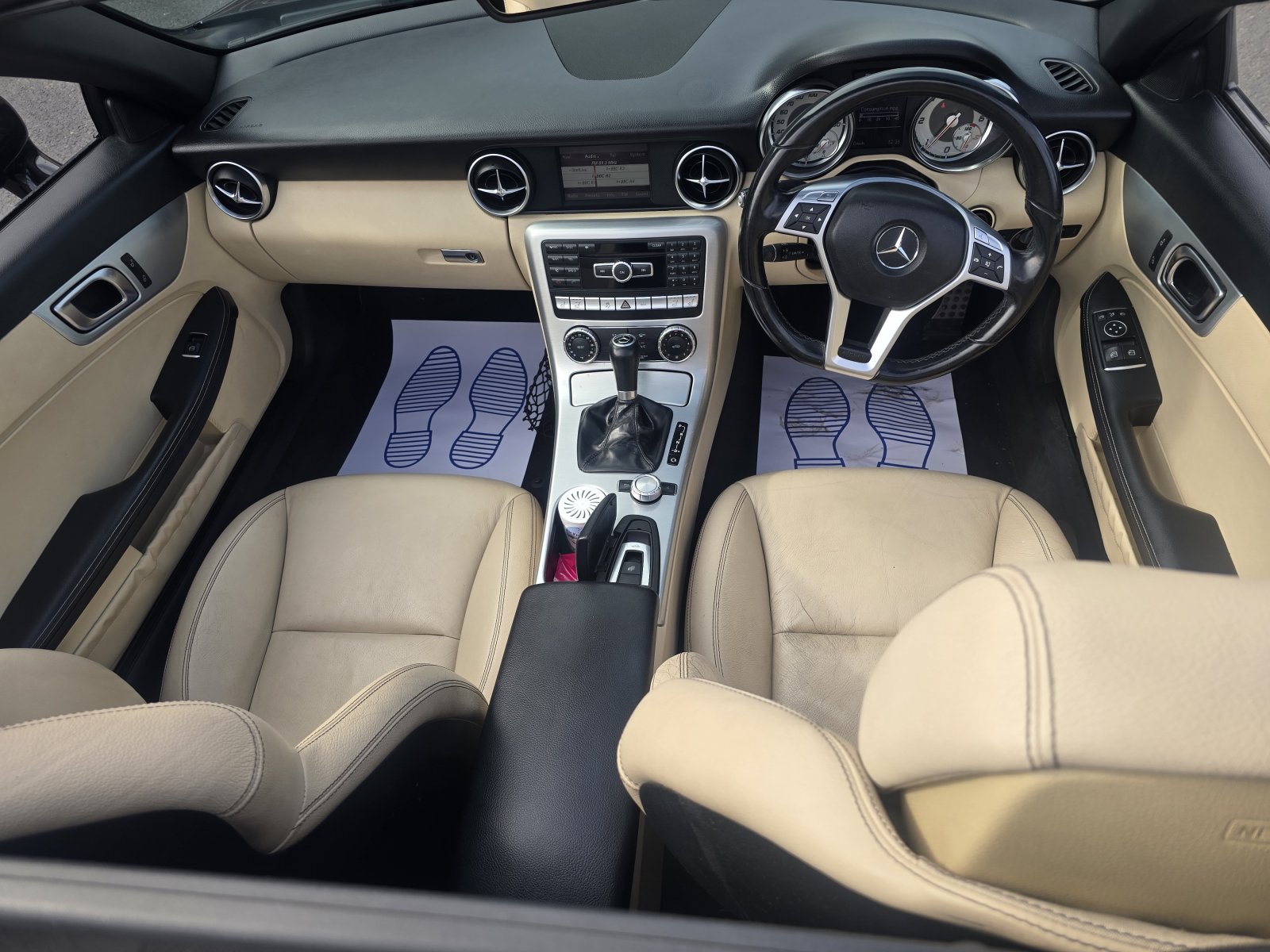 Mercedes SLK - Image 9