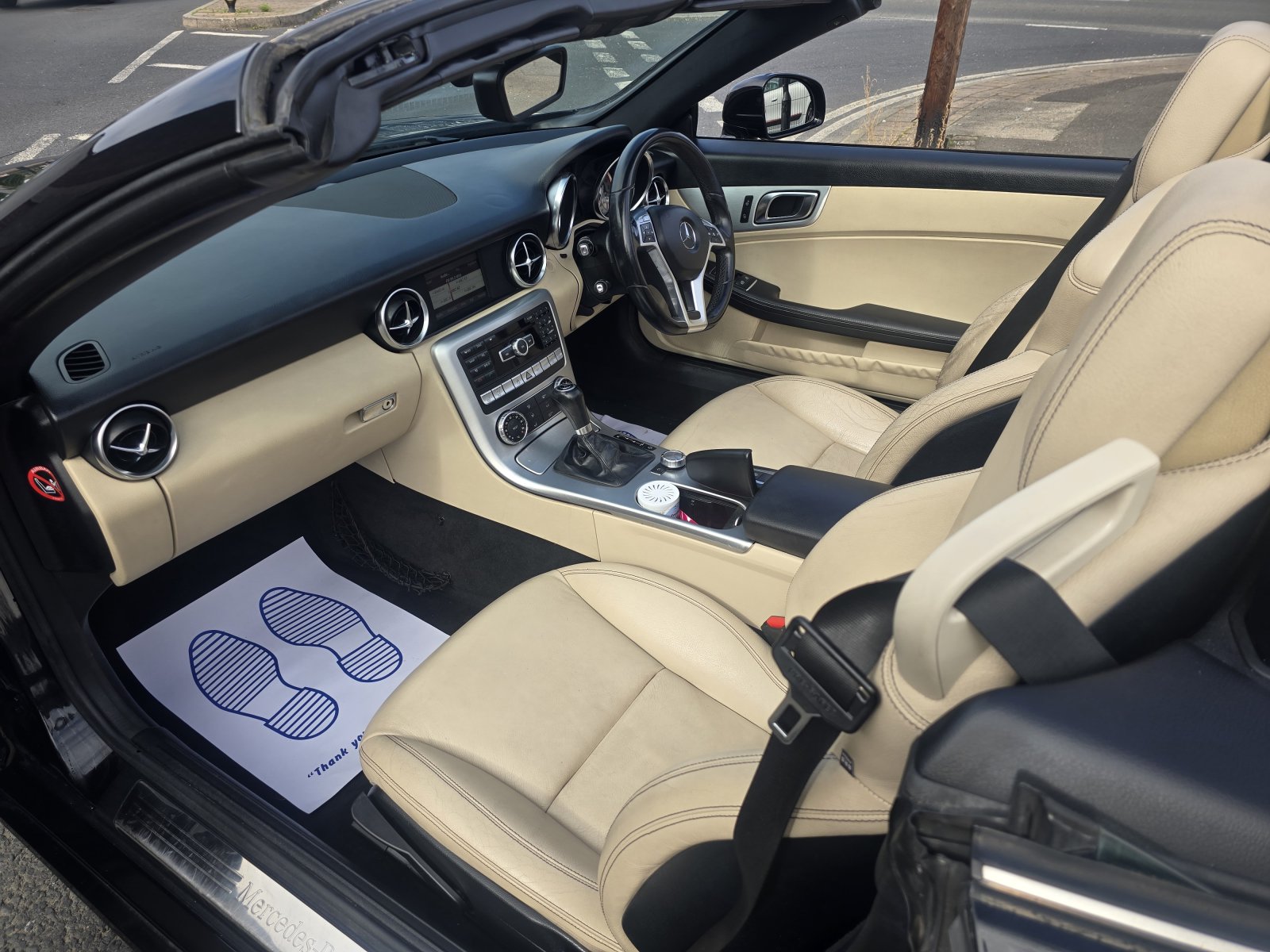 Mercedes SLK - Image 10