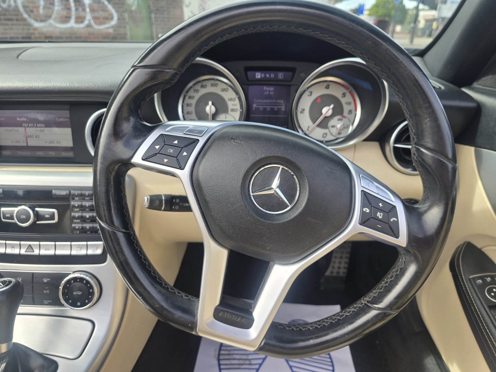 Mercedes SLK - Image 15