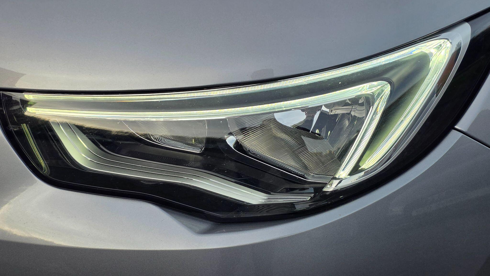 Vauxhall Grandland X - Image 12