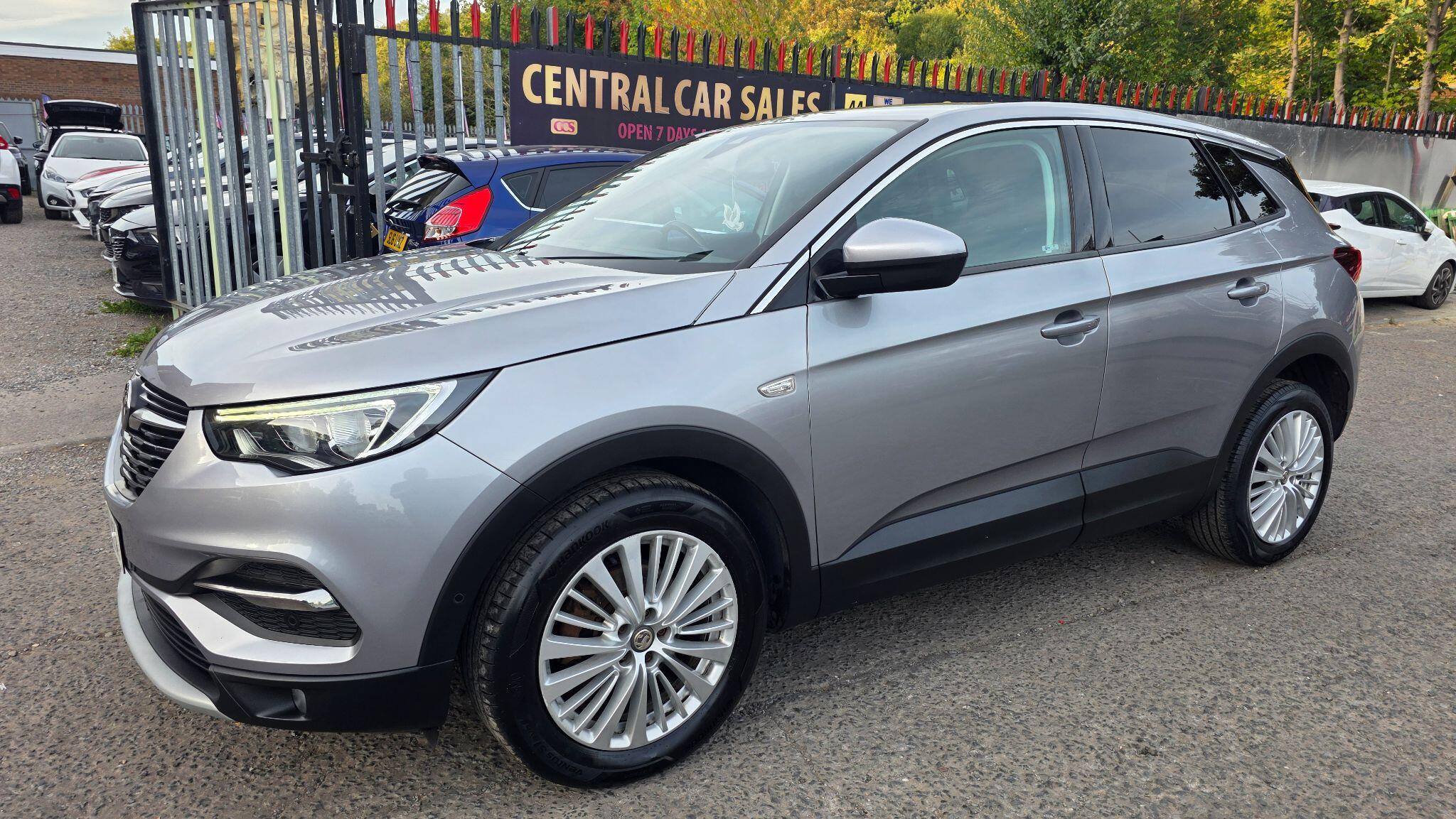 Vauxhall Grandland X - Image 18