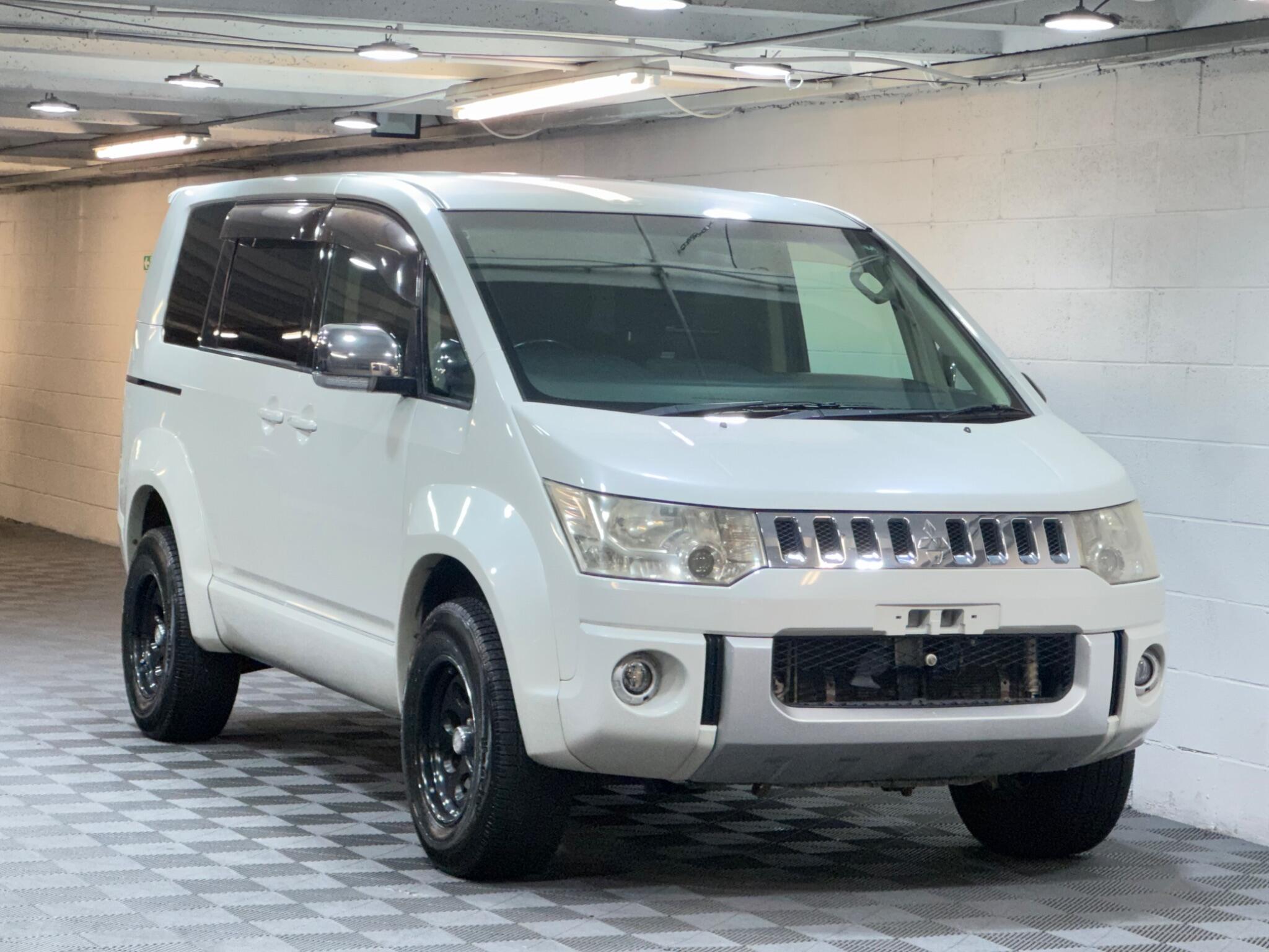 Mitsubishi Delica