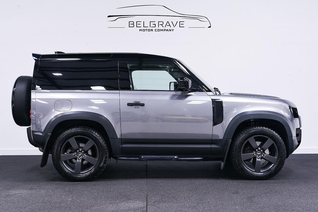 Land Rover Defender 90
