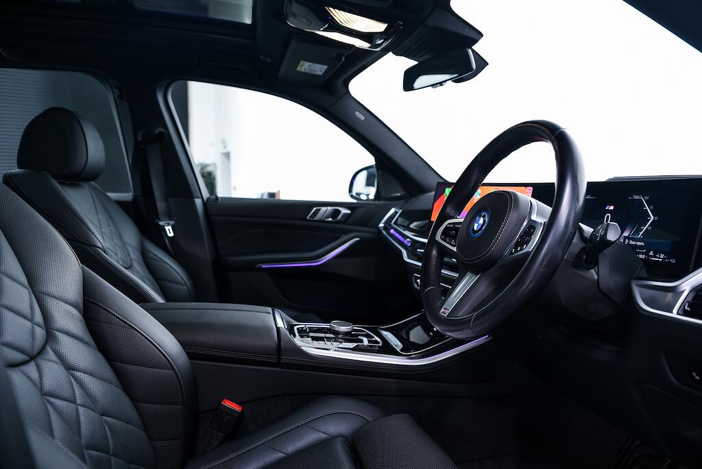 BMW X5 - Image 10