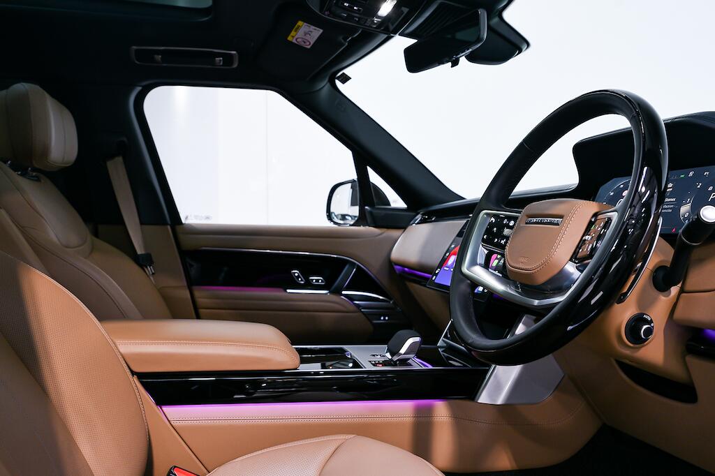 Land Rover Range Rover - Image 15