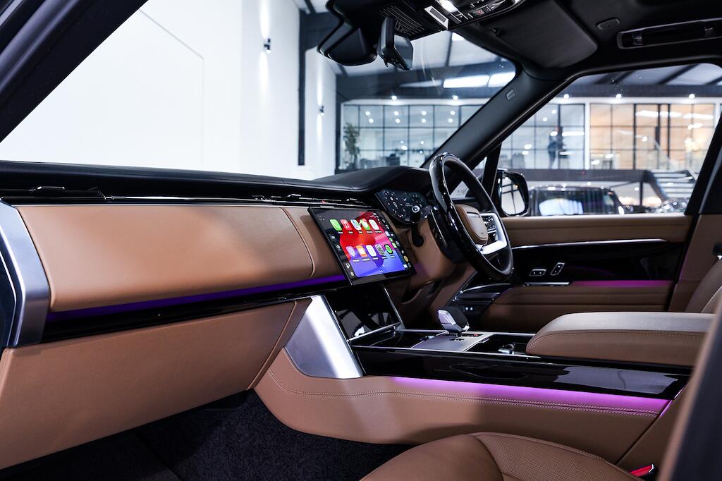 Land Rover Range Rover - Image 17