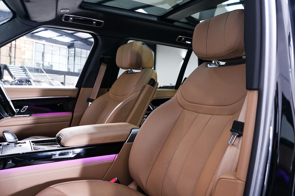 Land Rover Range Rover - Image 18
