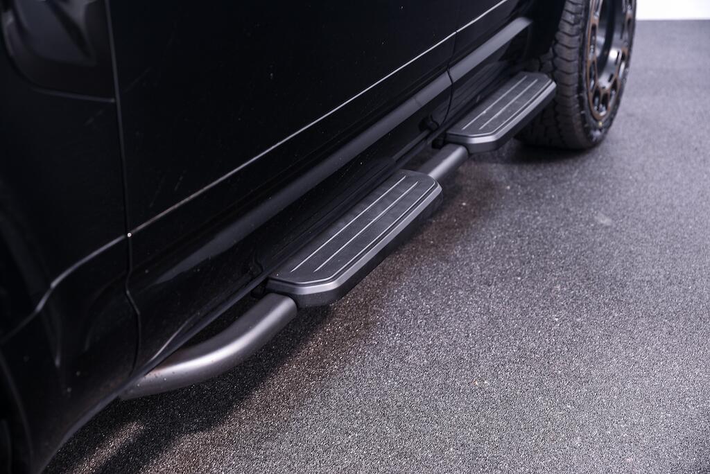 Land Rover Defender 110 - Image 8