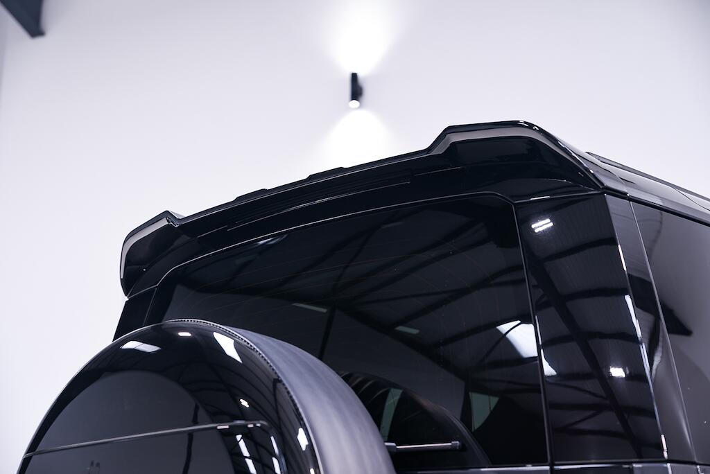 Land Rover Defender 110 - Image 12