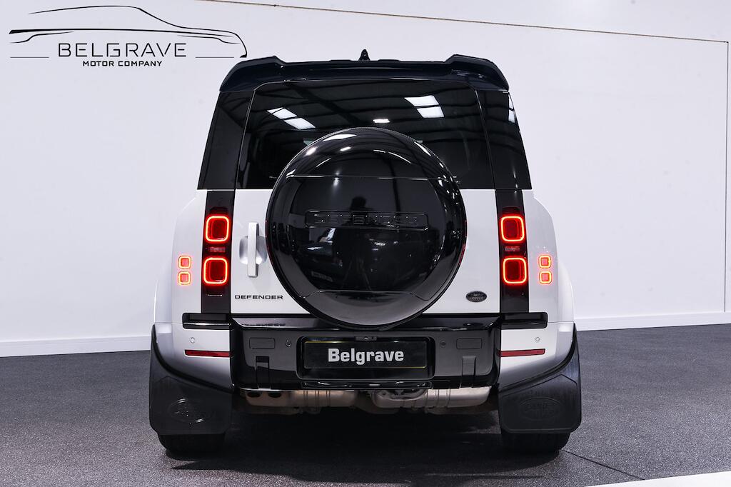 Land Rover Defender 110 - Image 7
