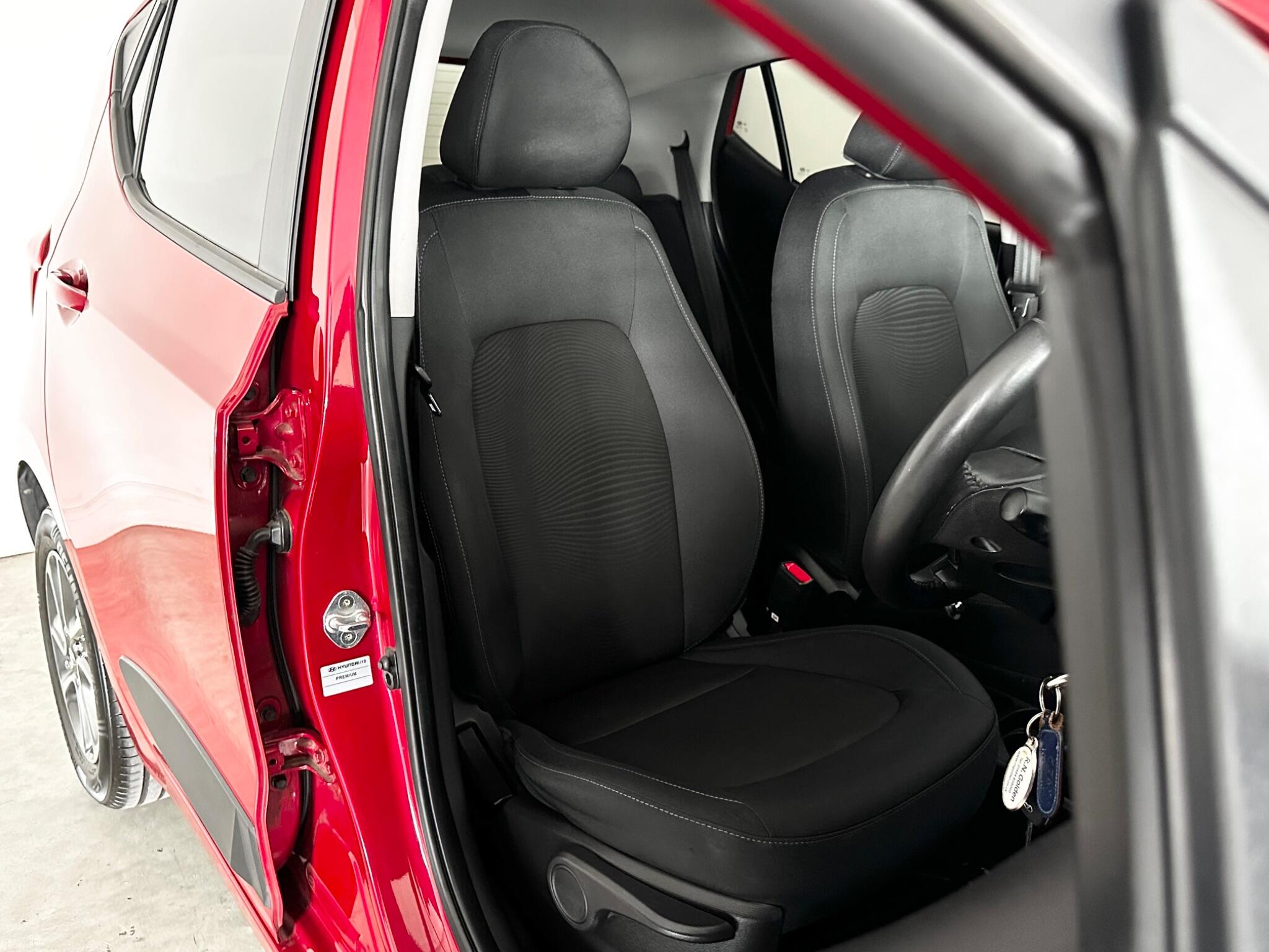 Hyundai i10 - Image 12