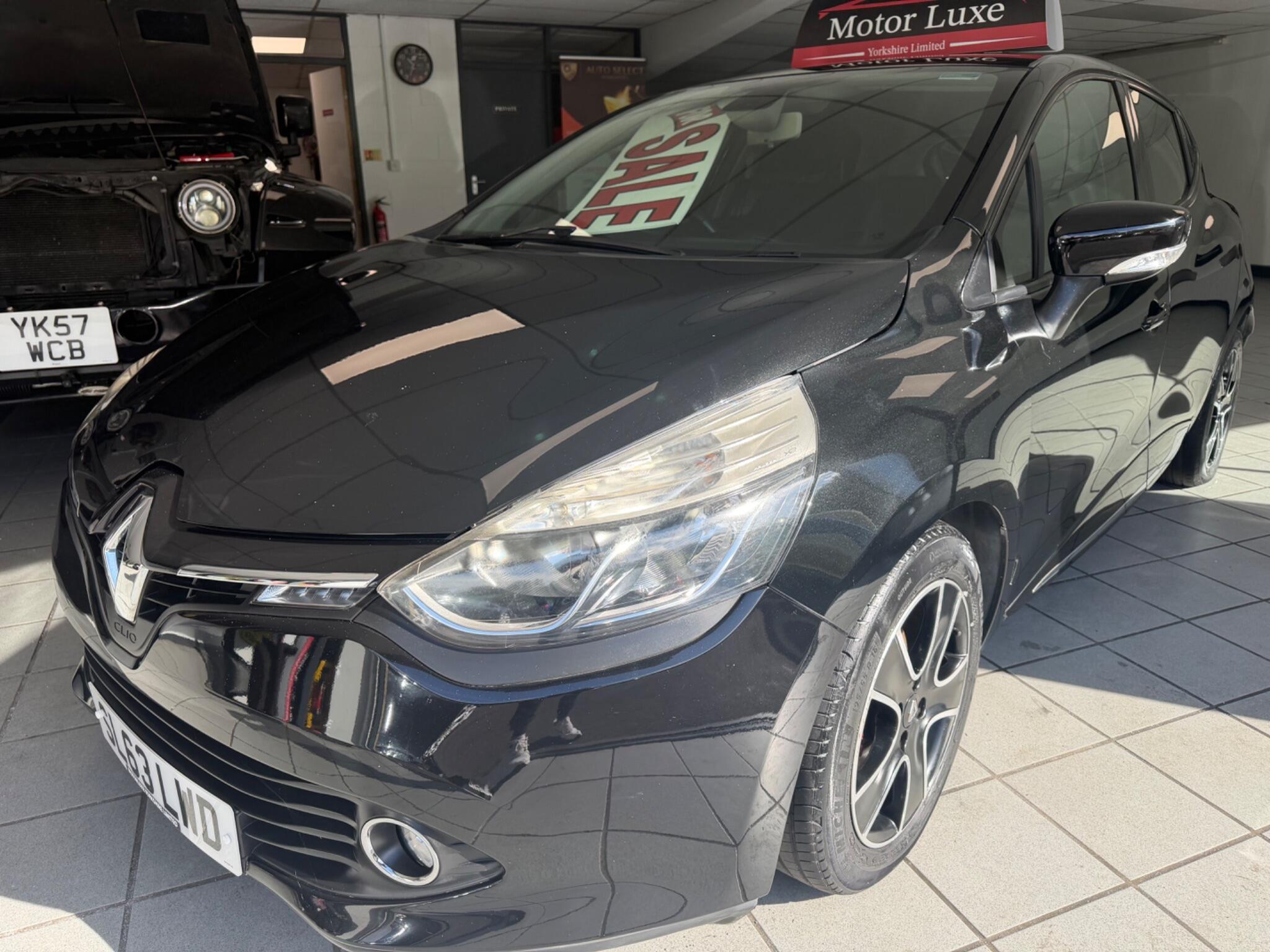 Renault Clio - Image 5