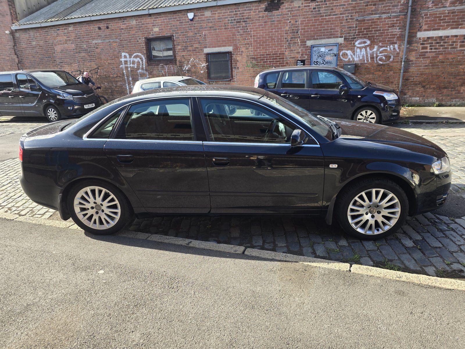 Audi A4 - Image 2