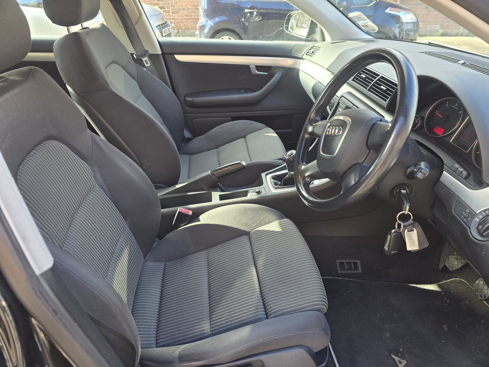 Audi A4 - Image 8