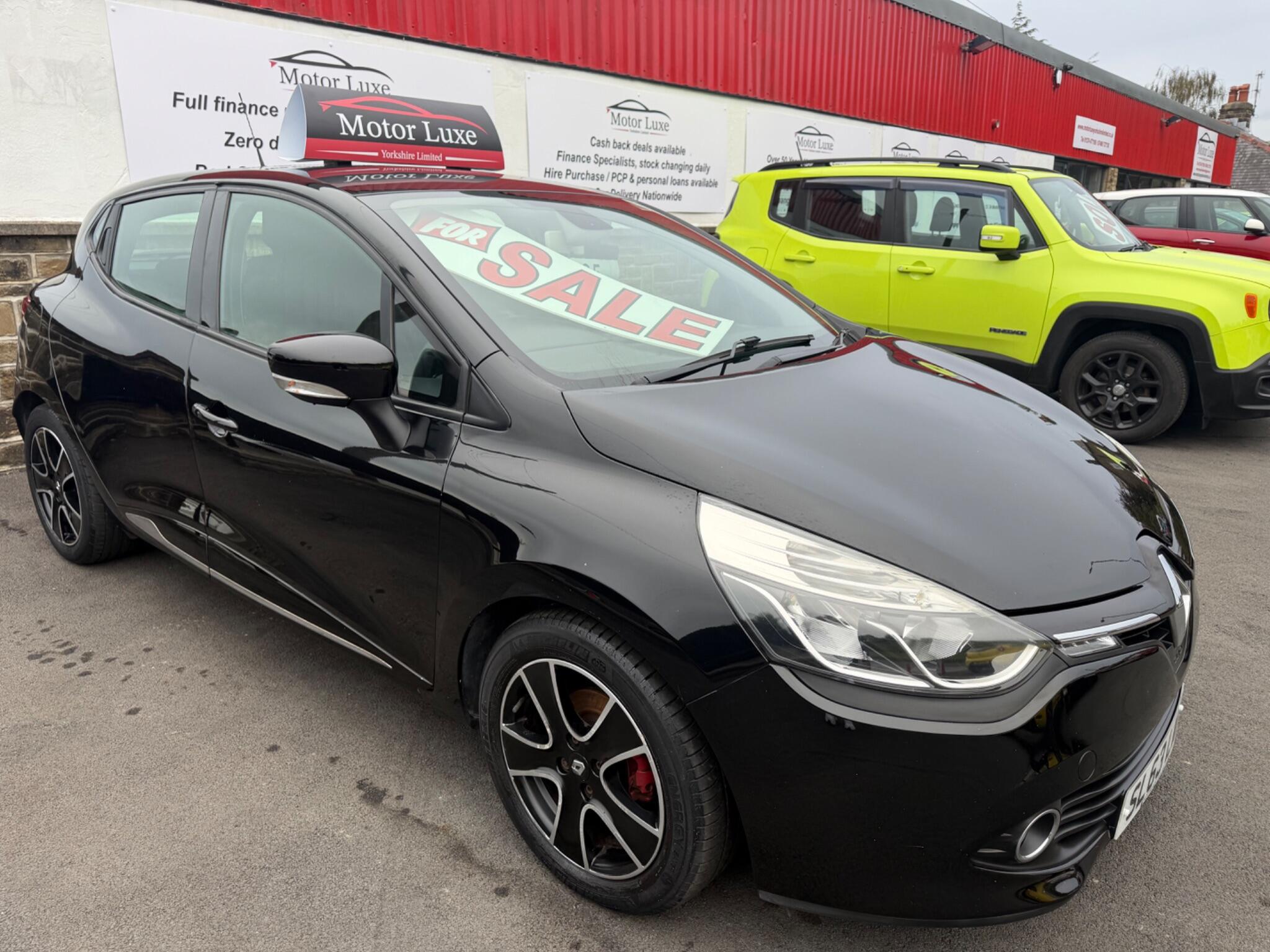 Renault Clio - Image 3