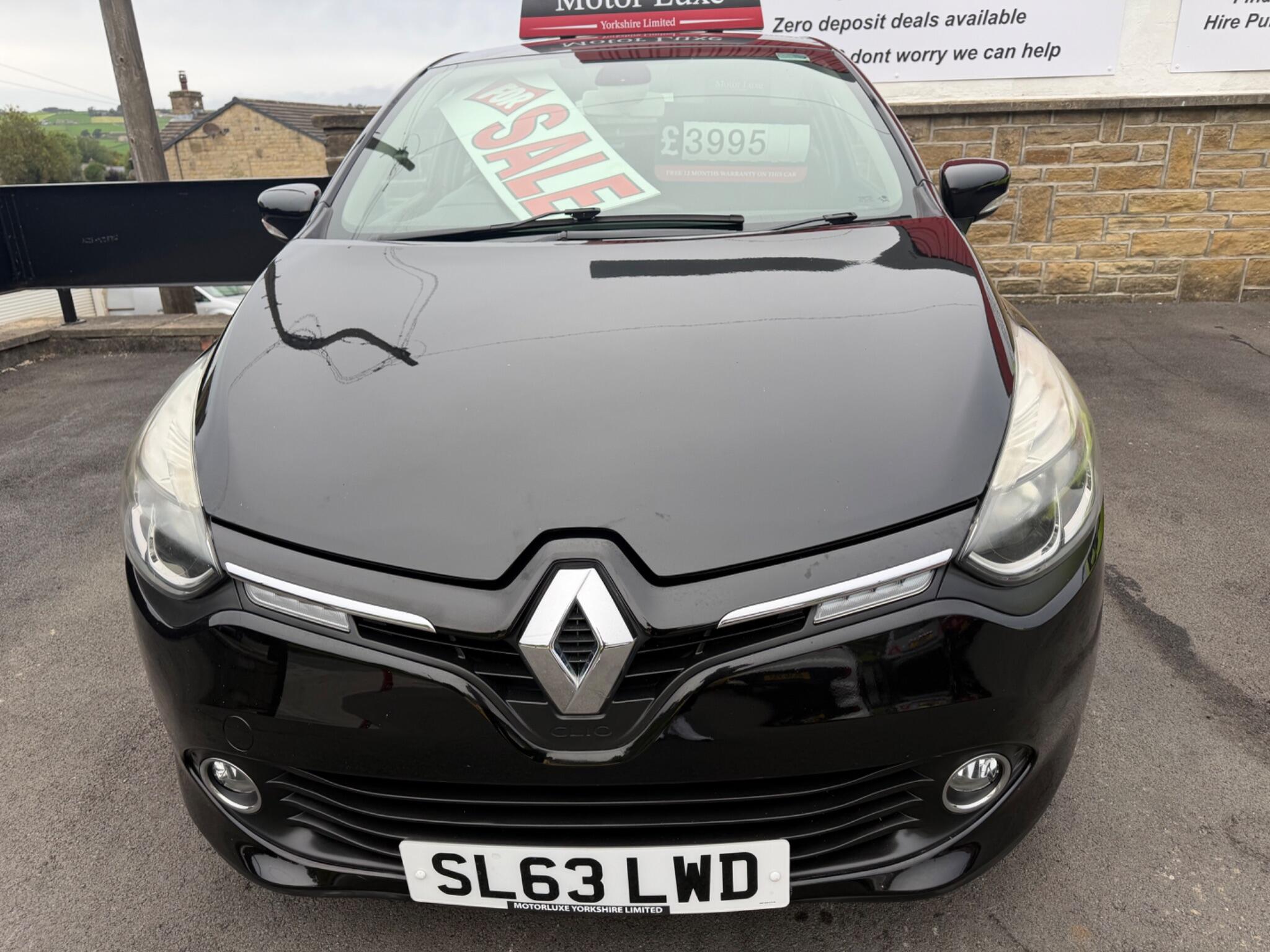 Renault Clio - Image 14