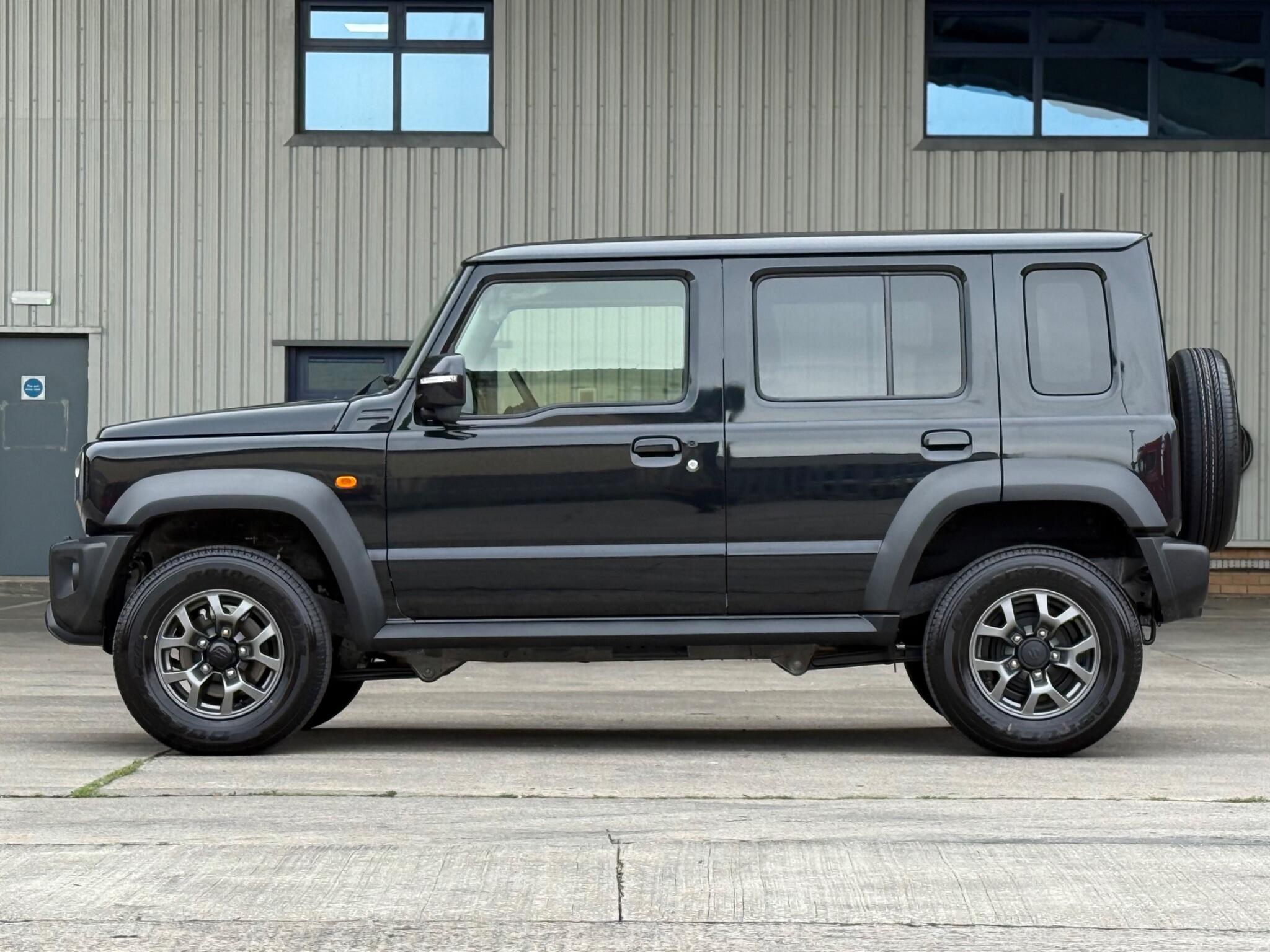 Suzuki Jimny - Image 18