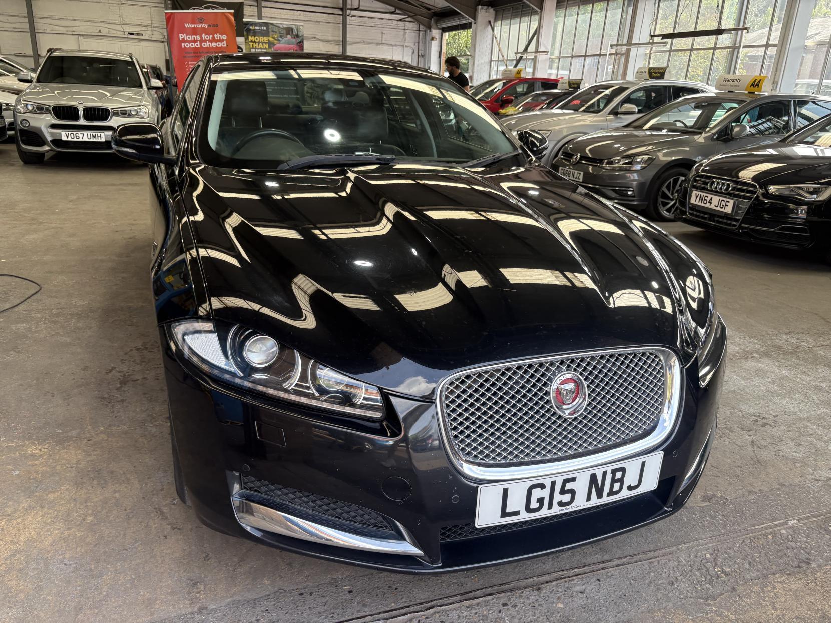 Jaguar XF