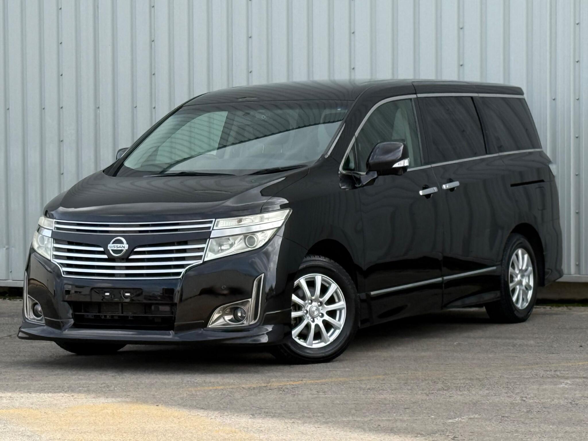 Nissan Elgrand - Image 5