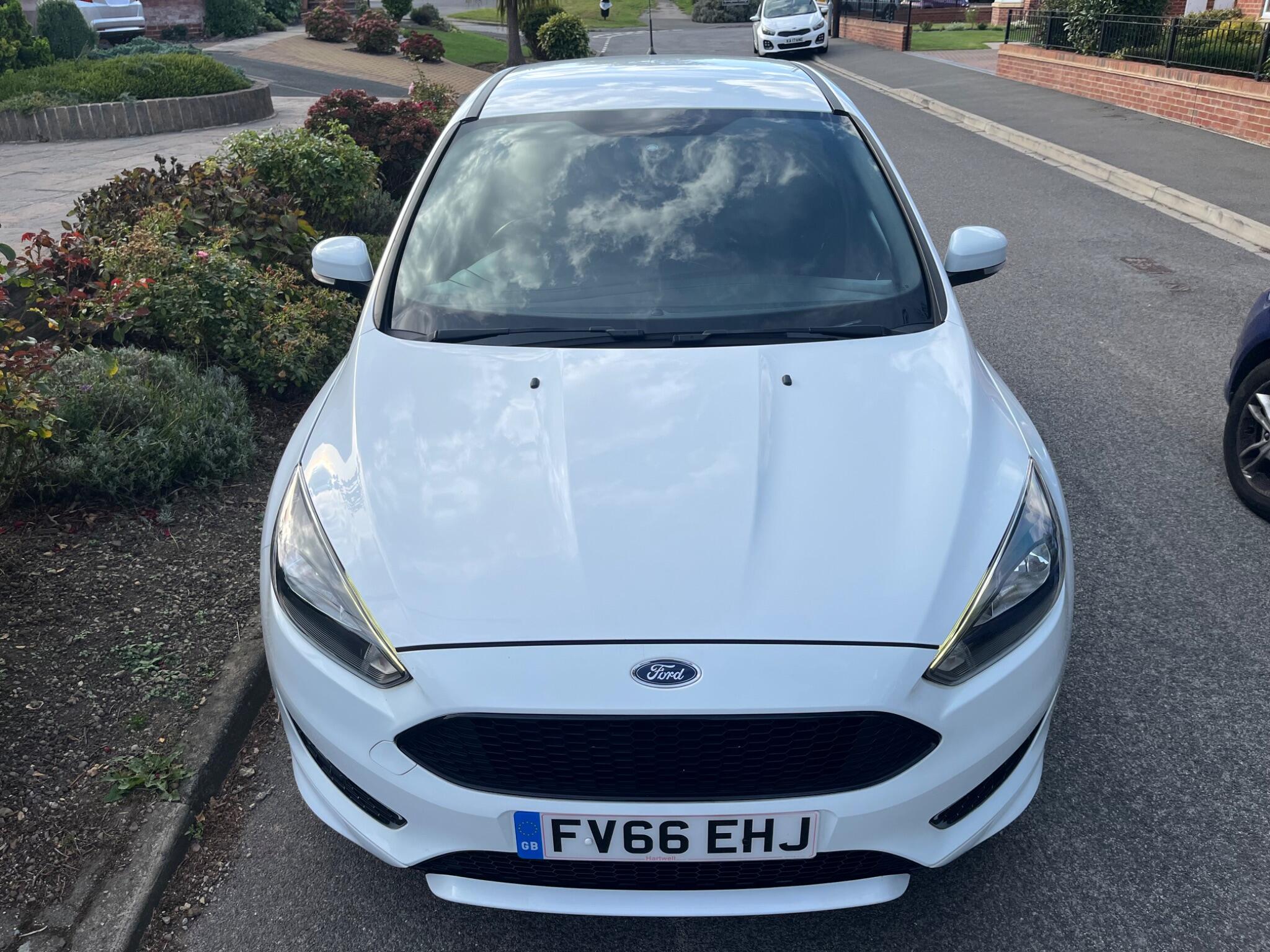 Ford Focus - Image 3