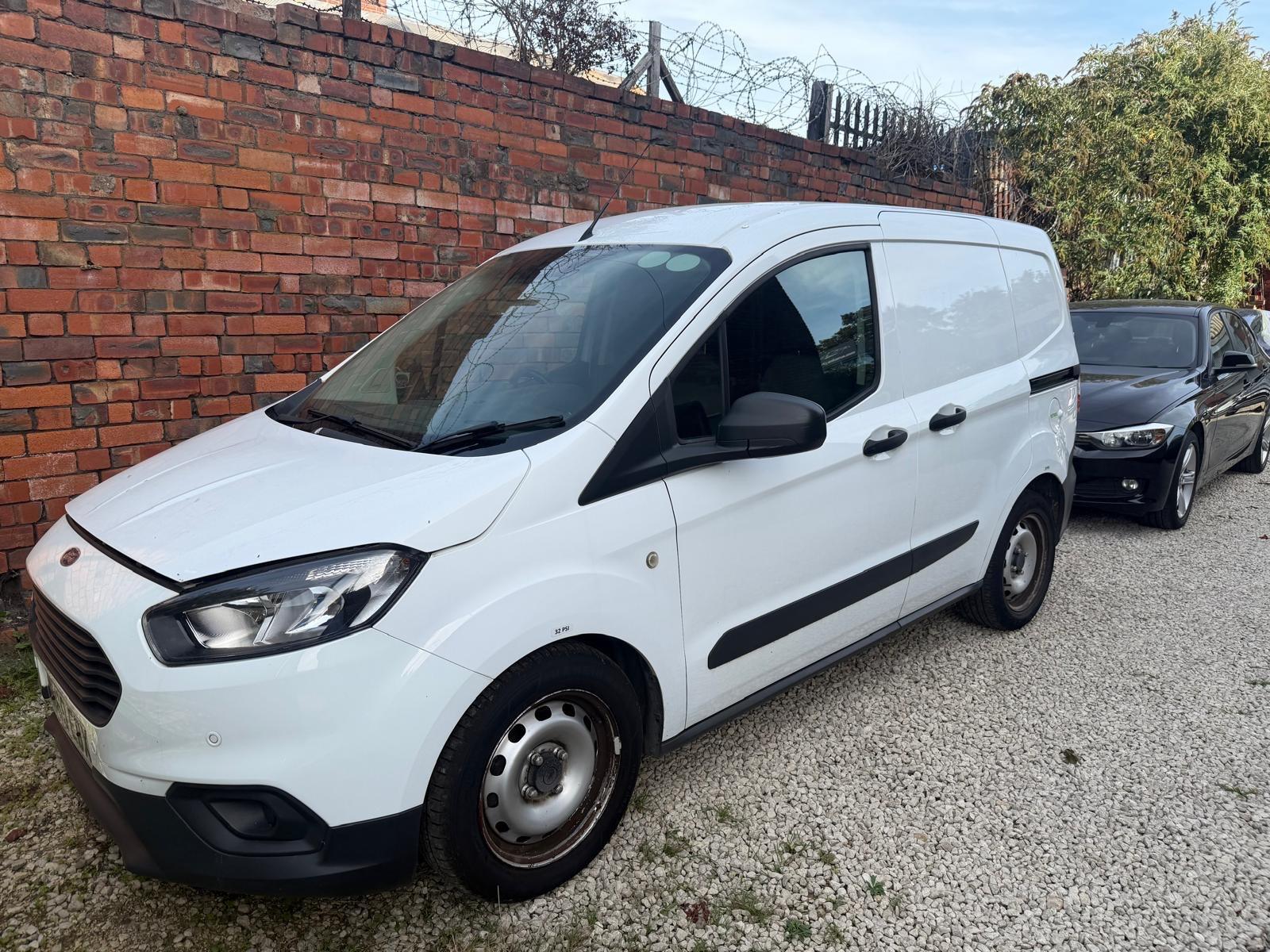 Ford Transit Courier