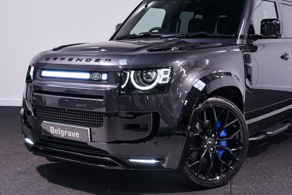 Land Rover Defender 110 - Image 10