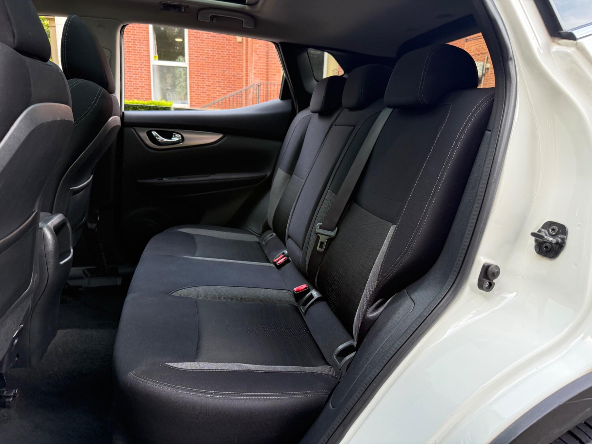 Nissan Qashqai - Image 14