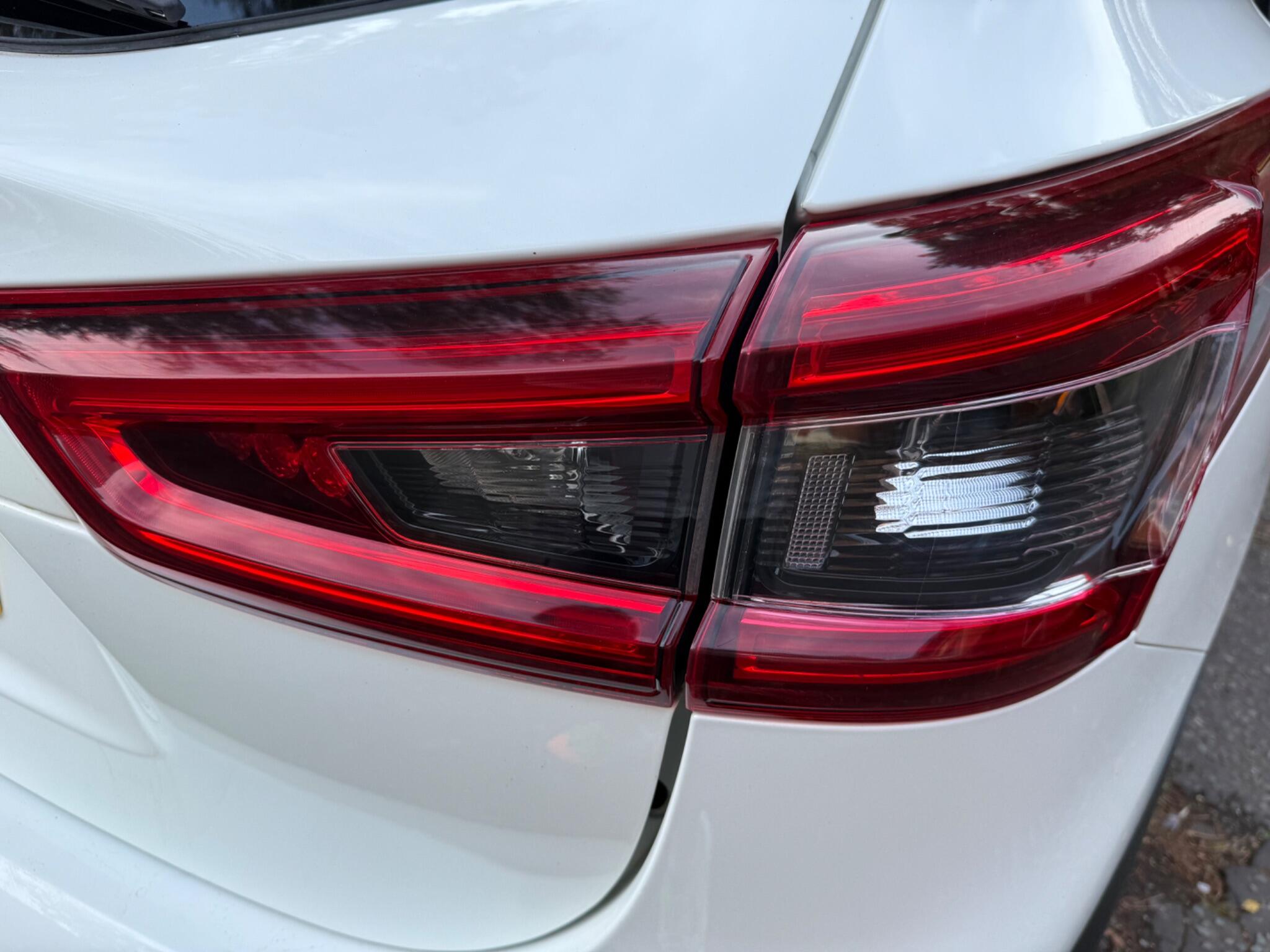 Nissan Qashqai - Image 18