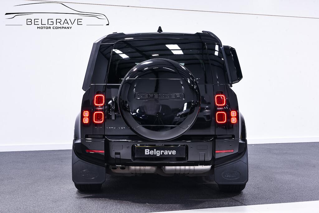Land Rover Defender 110 - Image 7