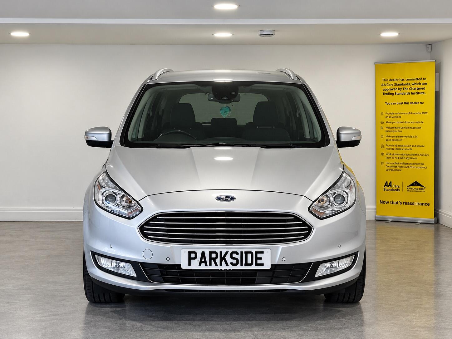 Ford Galaxy - Image 4
