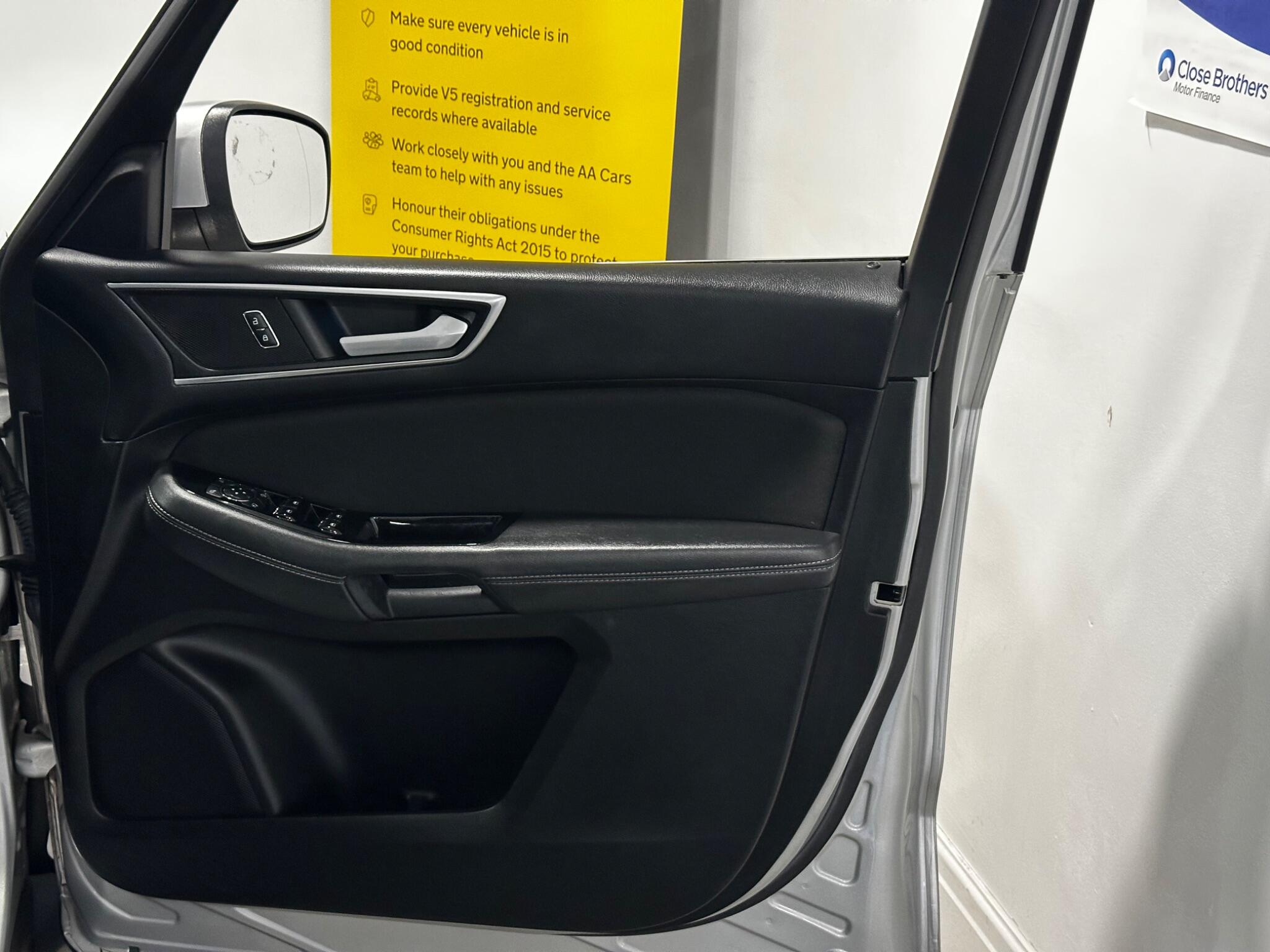 Ford Galaxy - Image 10