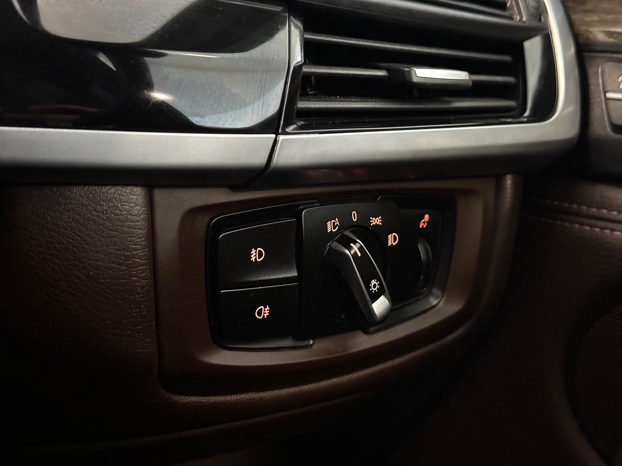 BMW X5 - Image 14