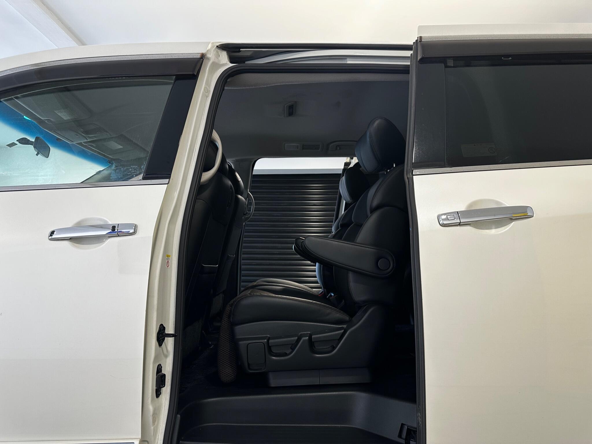 Used Nissan Elgrand