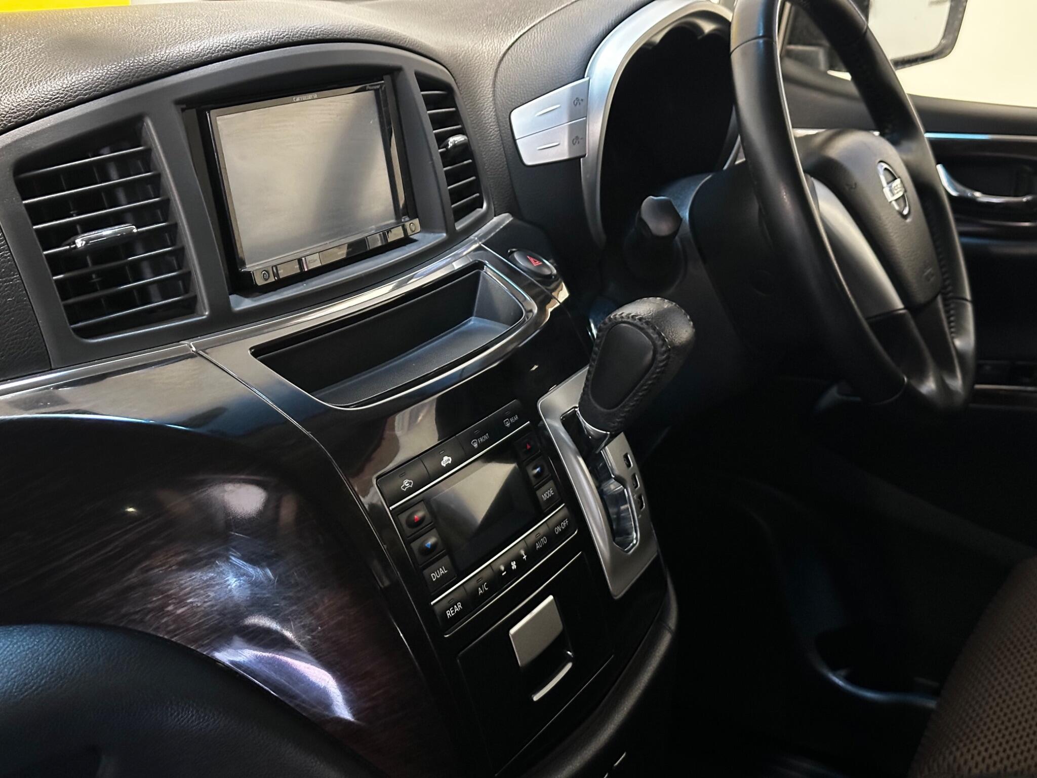 Used Nissan Elgrand