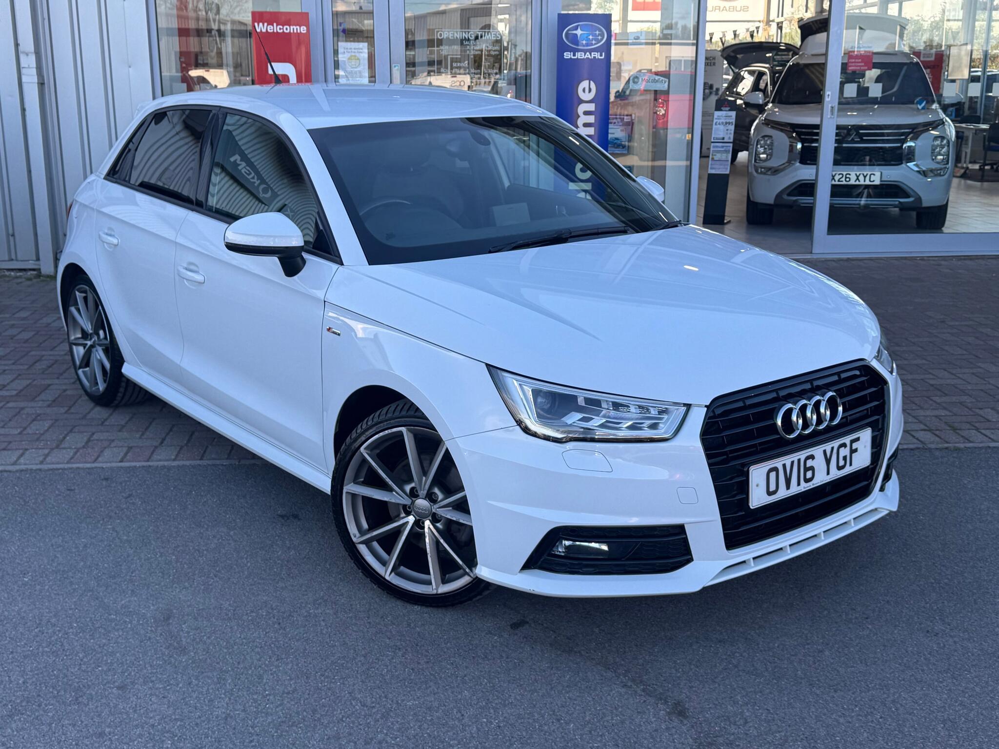 Audi A1