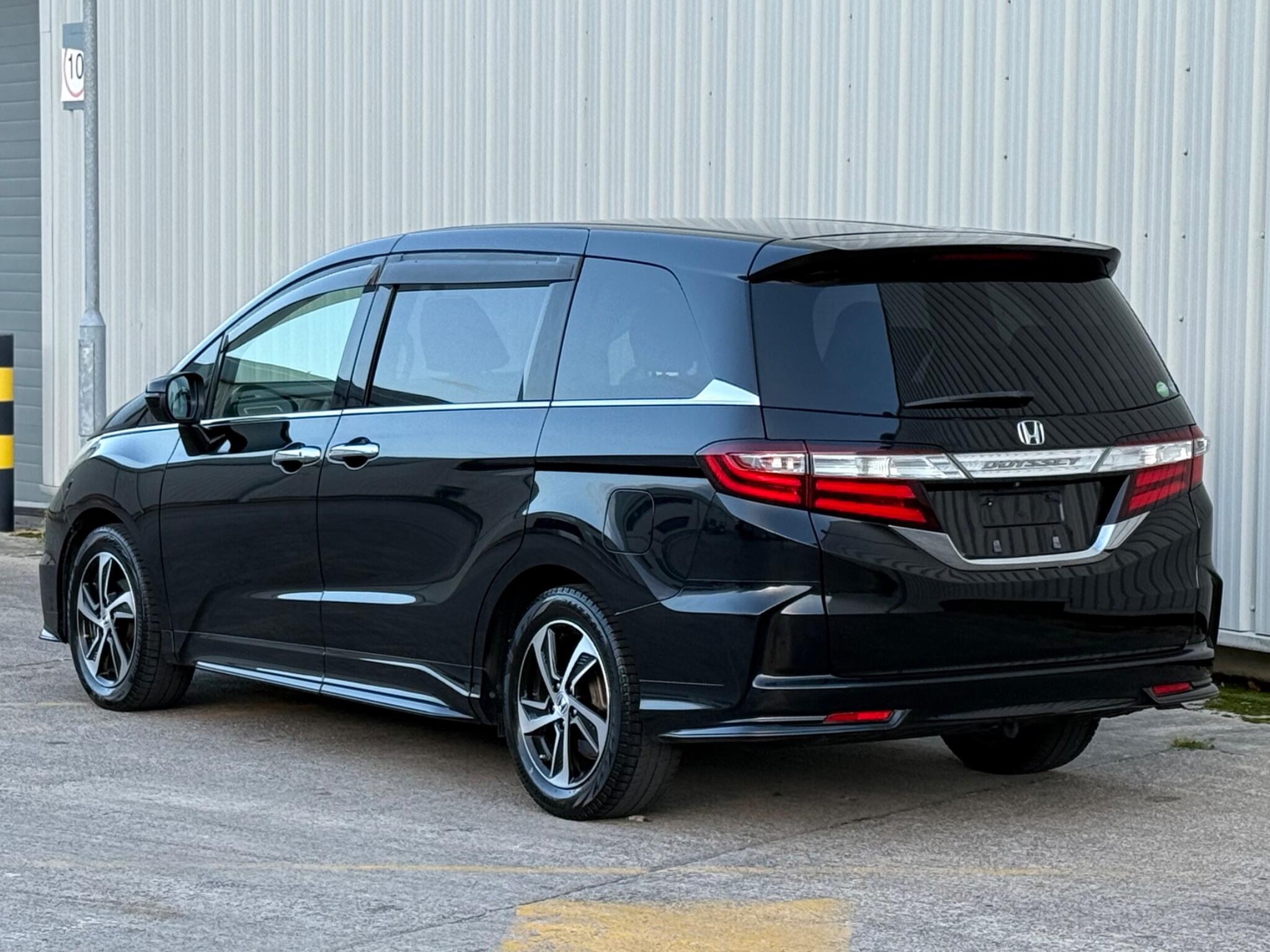 Honda Odyssey - Image 13