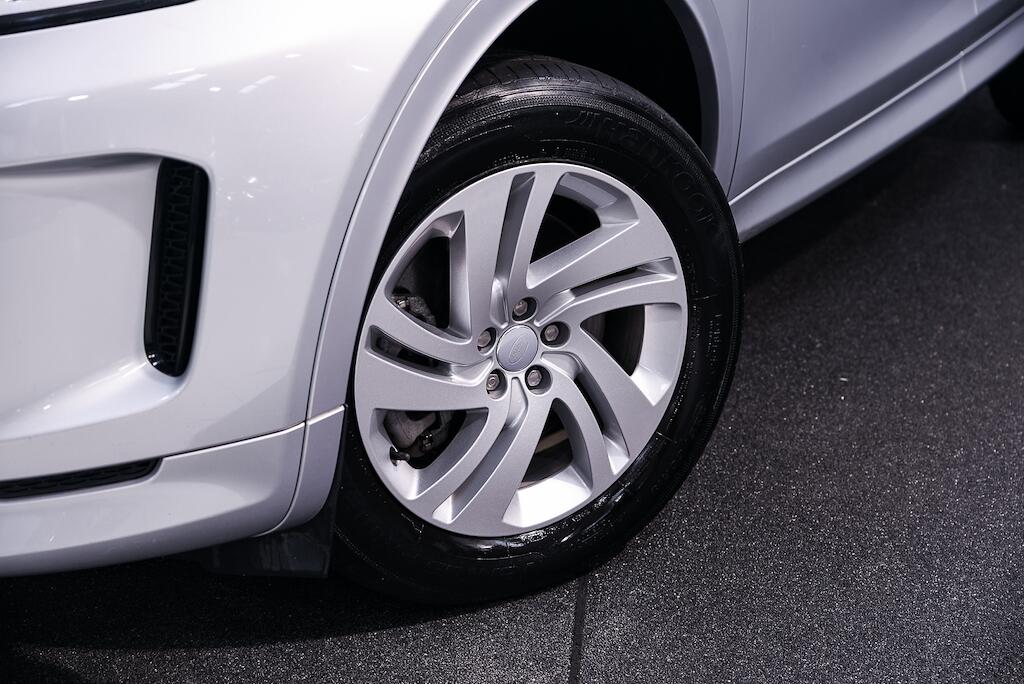 Land Rover DISCOVERY SPORT - Image 5