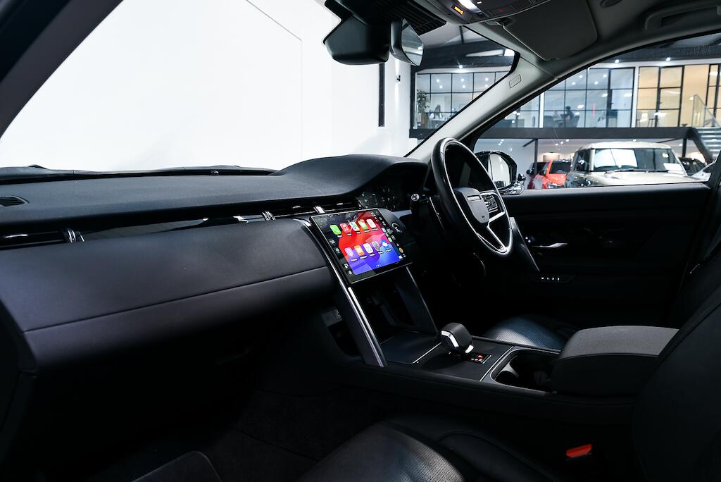 Land Rover DISCOVERY SPORT - Image 11