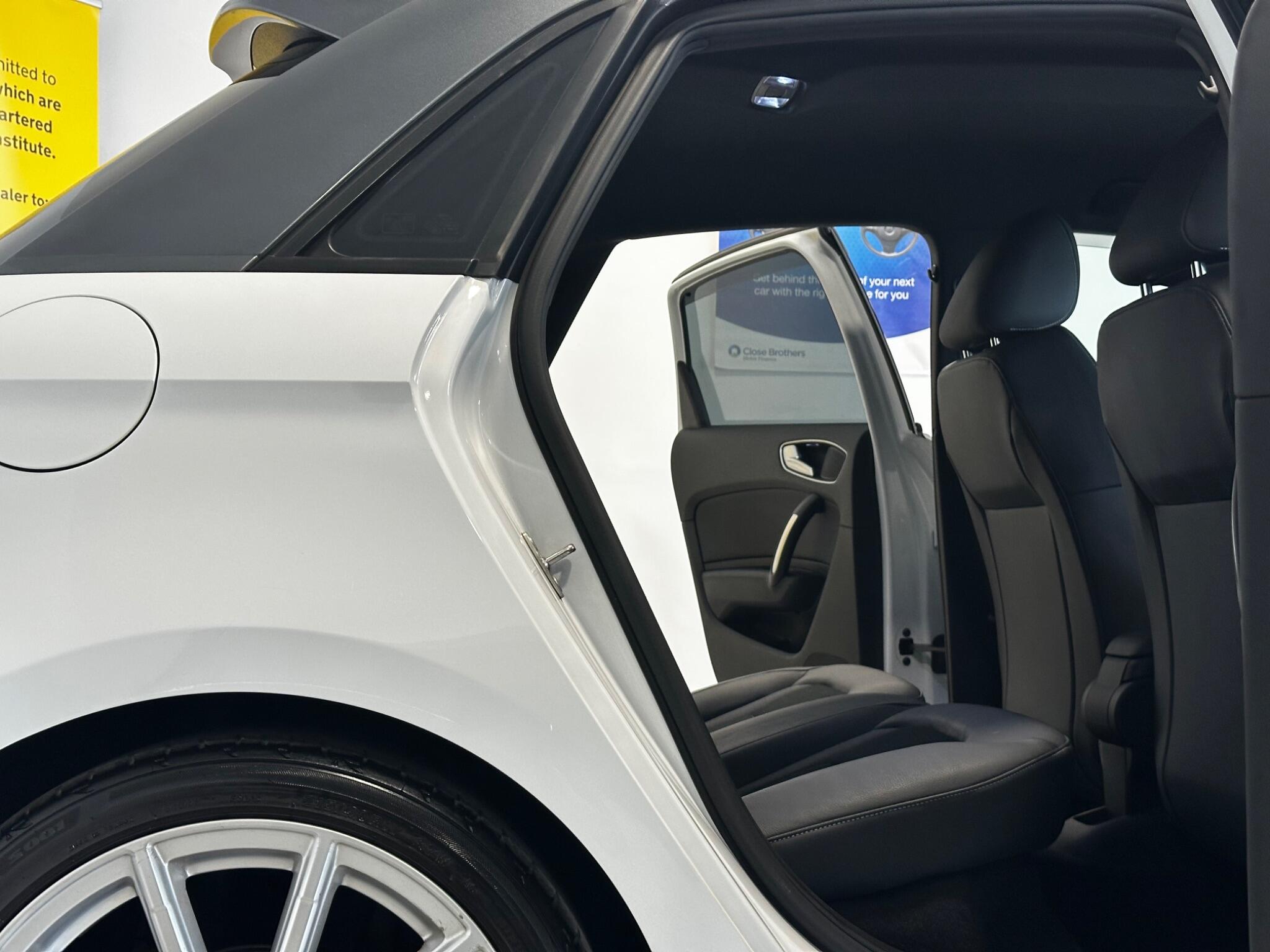 Audi A1 - Image 18