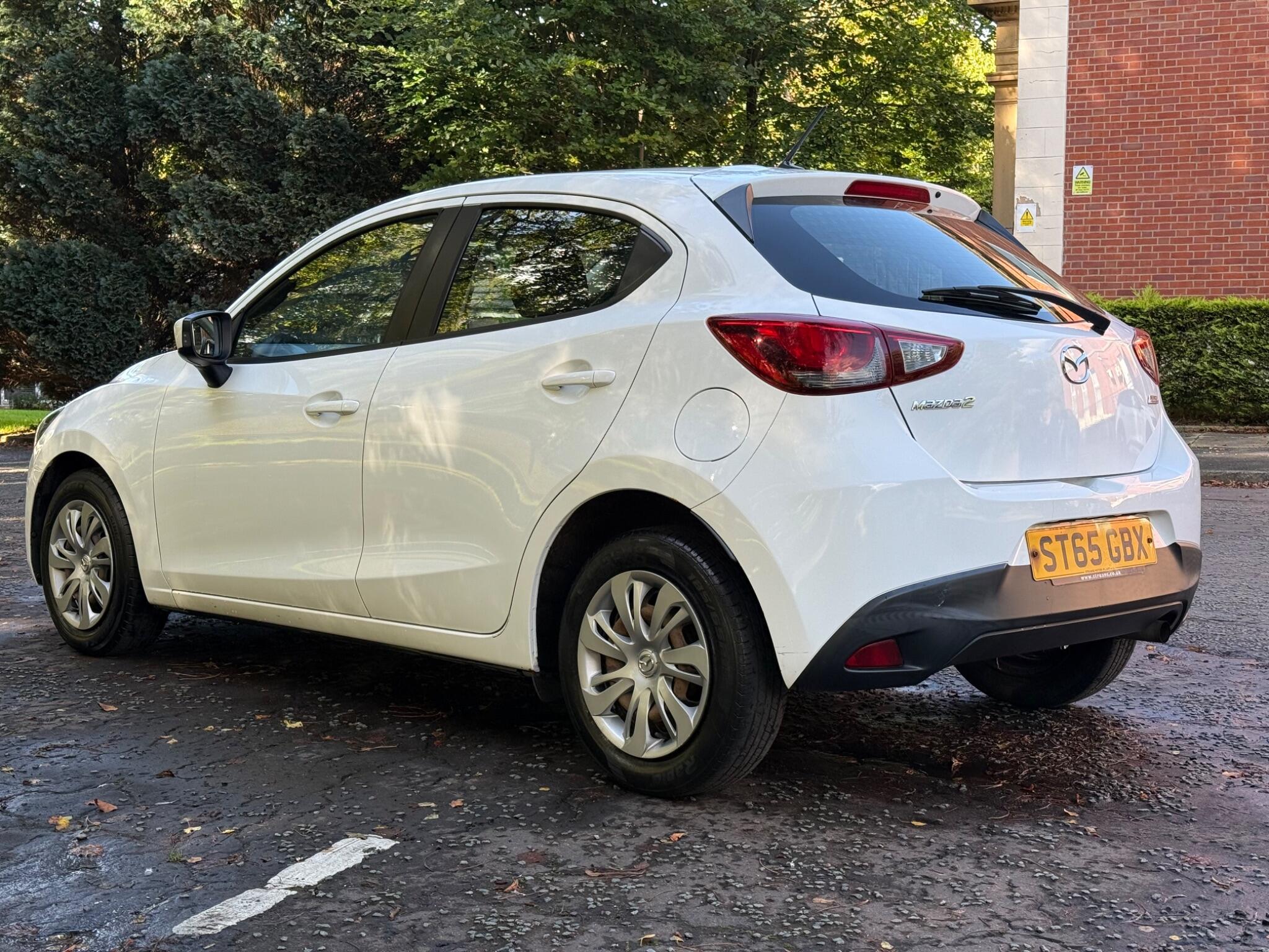Mazda MAZDA2 - Image 4
