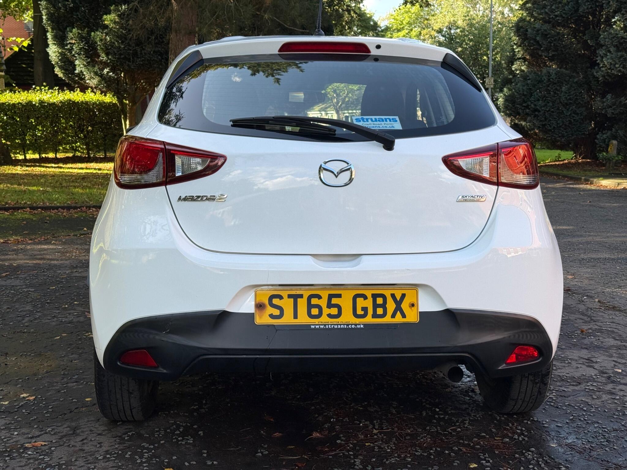Mazda MAZDA2 - Image 6