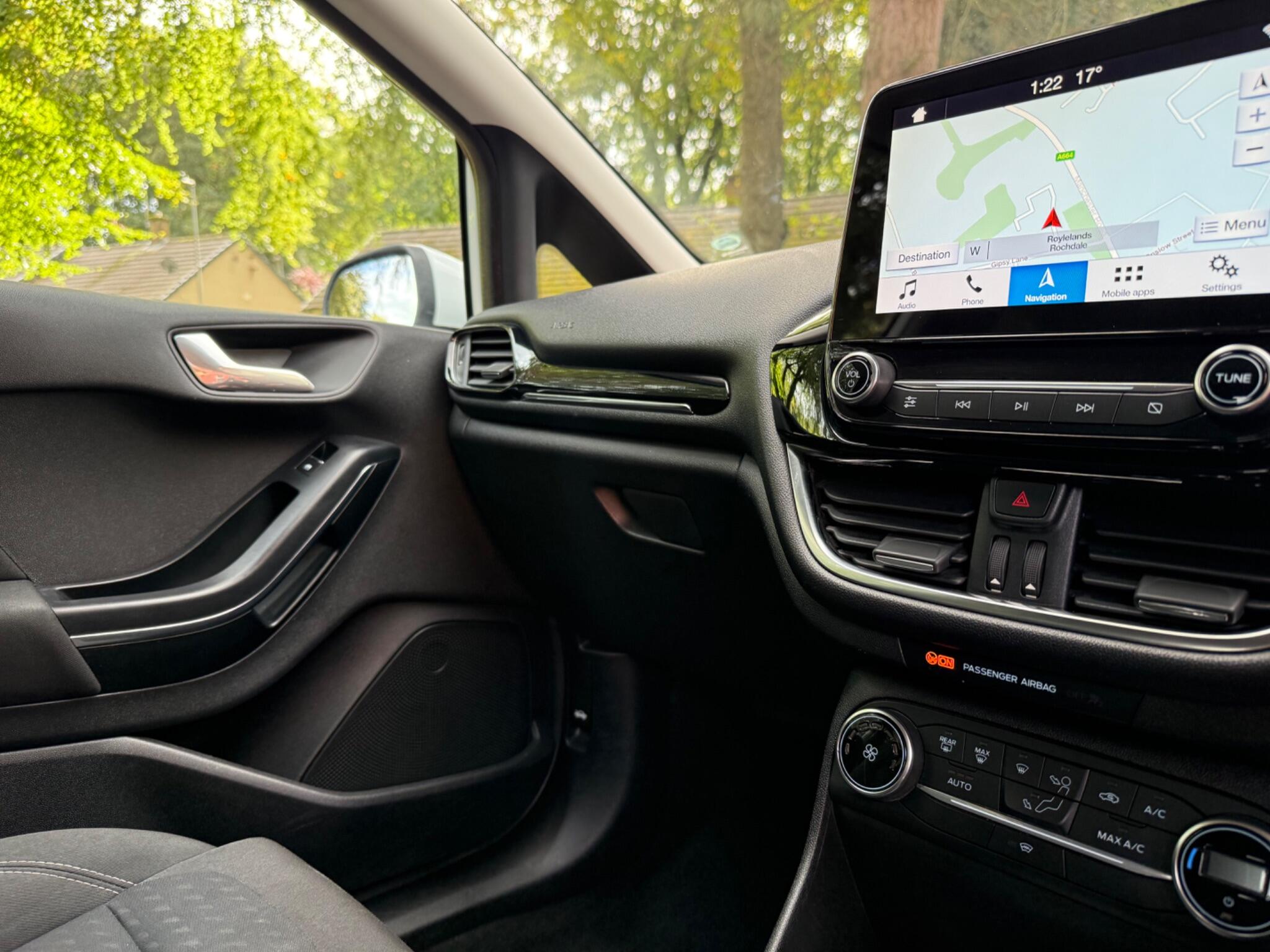 Ford Fiesta - Image 12