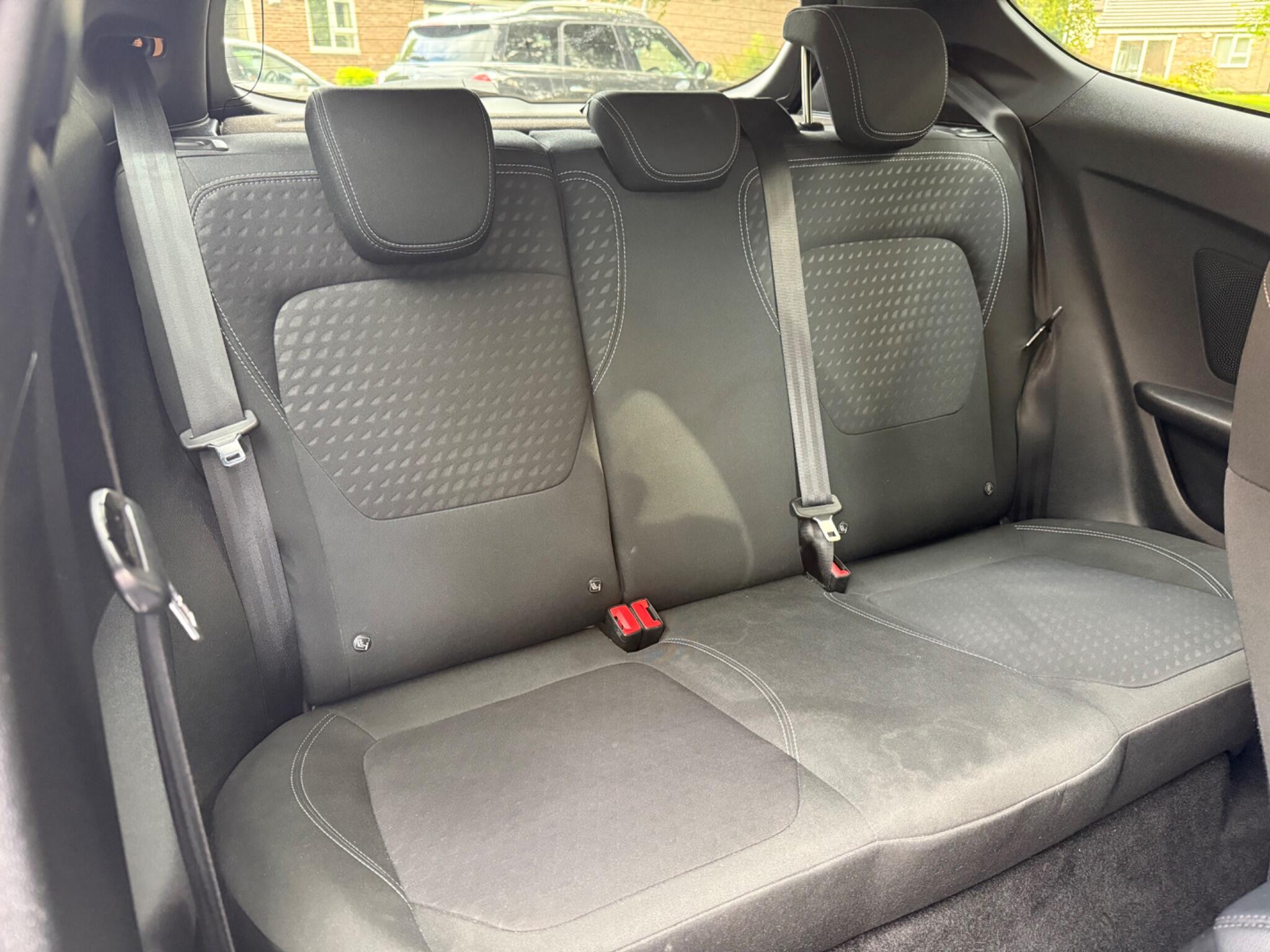 Ford Fiesta - Image 14