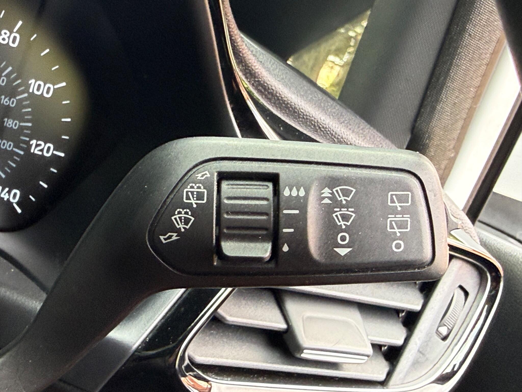 Ford Fiesta - Image 20